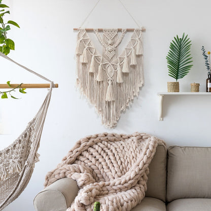 Boho Bliss: Hand-Woven Macramé Wall Hanging Tapestry - Artistic Elegance Meets Bohemian Flair