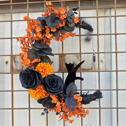 Mystic Meniscus Cat Wreath - A Whimsical Halloween Embrace for Your Door