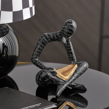 Contemporary Elegance: Abstract Nordic Resin Statues & Sculptures - A Modern Artistic Accent for Stylish Spaces