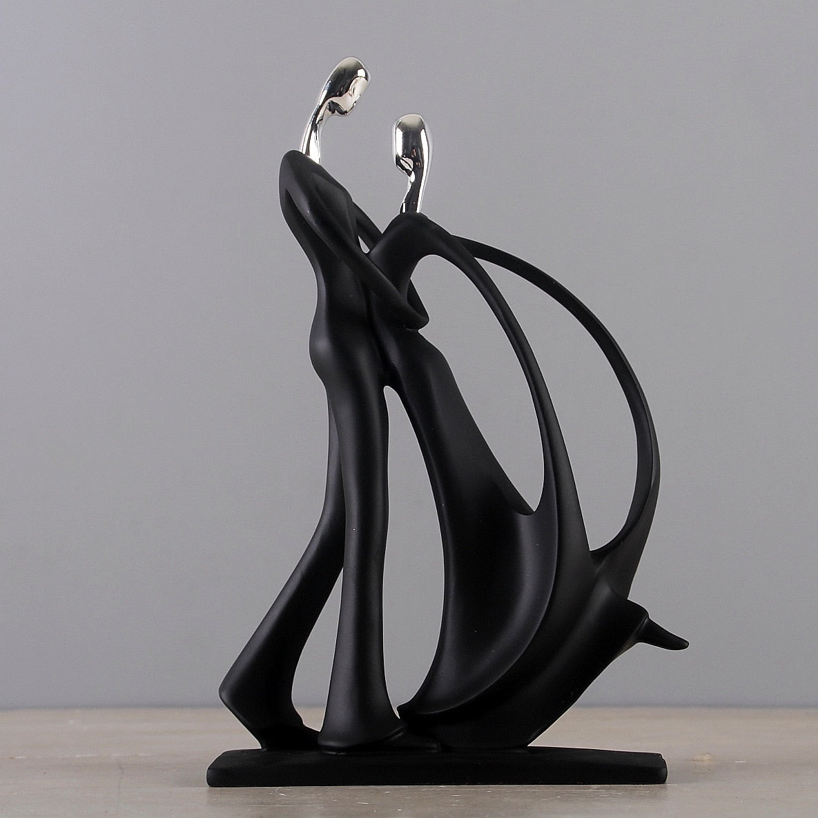 Graceful Embrace: Nordic Art Dancing Couple Resin Figurine - An Ode to Romance and Elegance for Home Decor